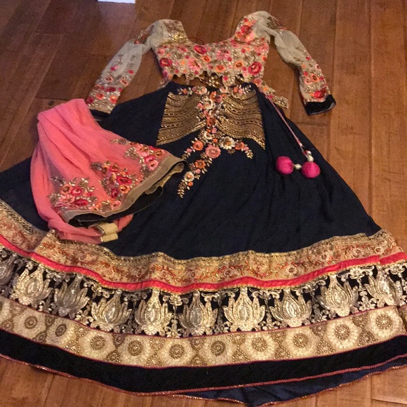 Dresses & Skirts - Ghagra Choli, Indian suit, Lengha in Pink and Navy